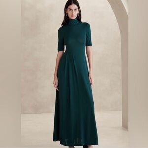 Banana Republic Dark Green Maxi Dress